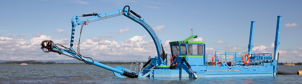 suction dredger DredgeKing PERM